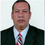 Profesor de Administración de Empresas con conocimientos de informática e ingles basico