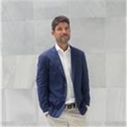 Experto en comunicación y marketing. Experto comunicador. Profesionales o futuros profesionales del sector 