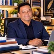 História, e ofereço aulas particulares personalizadas para estudantes do Ensino Fundamental e Médio