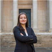Professeur particulier spécialisée en droit pénal, procédure pénale et droit civil
