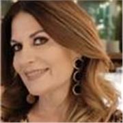 Profesora titulada en educación infantil. Hablo francés con fluidez y tengo conocimientos en las materias señaladas. 
