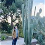 Ofrezco mis habilidades en francés, soy nativo de París en Francia