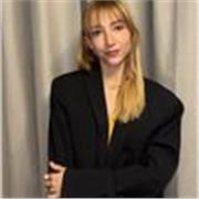 Profesora graduada en Psicología y estudiante de MPGS, con más de 4 años de experiencia dando clases de Inglés, Lengua y Literatura y Refuerzo en NEE