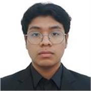 Profesor de ciencias que imparte clases de reforzamiento a niños y adolescentes