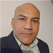 Profesor con más de 20 años de experiencia dictando clases a nivel universitario, con modalidad de clases: ONLINE y PRESENCIAL