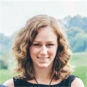 Native English tutor based in London with experience teaching children 6-11 years old and young adults.