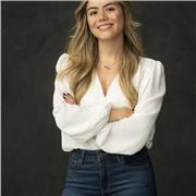 Soy Administradora de negocios con más de 6 años de experiencia. Soy experta en manejo de propiedades vacacionales.