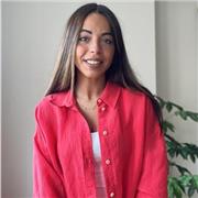 Experiencia impartiendo clases particulares de refuerzo en asignaturas genéricas de primaria y secundaria. Soy simpática y  amable