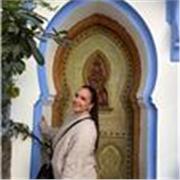 Chica de 25 años, graduada en traducción e interpretación, puede dar apoyo de idiomas y  de cualquier asignatura a niños 