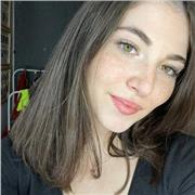 Profesora de Inglés, con título CPE, Proficiency, Cambridge, imparte clases de inglés y lengua y literatura