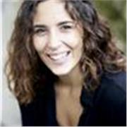 Mi chiamo Marcella, sono laureata in Arti e Scienze dello spettacolo e sto seguendo un corso di laurea magistrale in Management. 