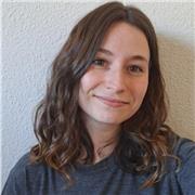 Maestra de Primaria y de necesidades educativas especiales ofrece apoyo al estudio