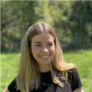 Pedagoga i mestra d'educació primária amb especialització en anglès