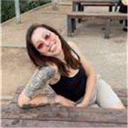 Doy clases particulares en Inglés. Soy inglesa nativa y te puedo ayudar con el nivel que necesites