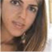 Laureata in economia e dipendente presso un'azienda, con esperienza decennale del campo, offro ripetizioni in tutte le materie. Ho 27 anni, sono solare, paziente e amo le materie scientifiche