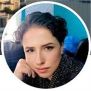 Maestra en Filosofía y letras en materias de humanidades