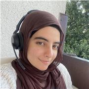 Arabischsprachige Nachhilfelehrerin für Kinder und Erwachsene. Bietet Online-Unterricht an.