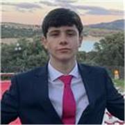 Estudiante de Ingeniería Informática da clases de matemáticas y física a nivel ESO y Bachillerato de forma online