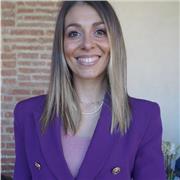 Hai bisogno di una mano ma con metodo?
Non esitare a contattarmi, sceglieremo un percorso su misura per te.