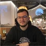 Englisch-Tutor mit Praxis in Mathematik und Physik