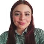 Profesora de biología con experiencia en primaria y secundaria