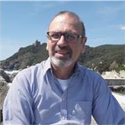 Ciao, sono un insegnante bilingua (Italiano-Inglese) ed offro lezioni private a ragazzi/e delle scuole medie, superiori e adulti.