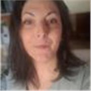 Professionnelle indépendante depuis plus de 15 ans dans le domaine de la communication et la création graphique