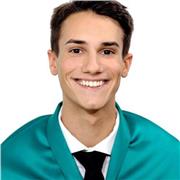 Joven licenciado en Traducción e Interpretación, buscando ayudarte a mejorar y aprender en el camino de la enseñanza de idiomas