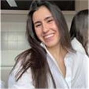 Estudiante de Educación Infantil apasionada con ganas de ayudar y acompañar en las labores de apoyo escolar a los alumnos.