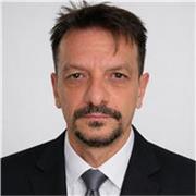 Docente di liceo con 25 anni di esperienza in tutti gli ordini di scuola, offre lezioni di italiano online