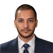 Développeur full-stack expérimenté propose cours d’informatique tous niveaux, avec pédagogie orientée pratique.