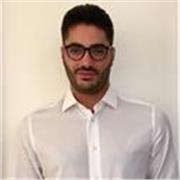 Offro lezioni private a bambini e ragazzi delle scuole elementari medie e superiori, adattandole alle loro esigenze.
