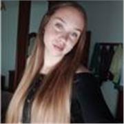 Soy una chica responsable y trabajadora, llevo trabajando desde que tenía 18 años actualmente, tengo 20, los ayudaría hasta 12