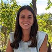 Profesora de Economía, da clases a niños/as de 4º de la ESO, 1º de bto y 2º de bto
