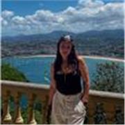 Profesora de primaria apta para todos los cursos