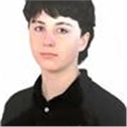 Soy una persona paciente, responsable y con una gran capacidad para adaptar las explicaciones según las necesidades de cada niño.