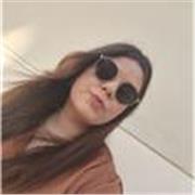 Soy una persona polivalente y con experiencia en dar clases particulares tanto de ciencias como de letras 