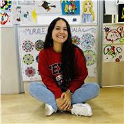 Soy Psicopedagoga y estudiante de Pedagogía, con vocación por acompañar a niños y niñas en sus procesos de aprendizaje