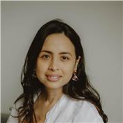 Soy una educadora social con más de 10 años de experiencia. Técnicas de Arte-terapia. Escucha activa.