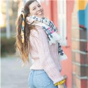 Professeure d'espagnol et d'anglais ! Dynamique, créative et professionnelle. Contactez-moi