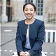 Professeur en communication et marketing digital expérience de 10 ans auprès des étudiants et chefs d'entreprise.