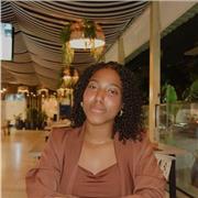 Professora particular de matemática com experiências com crianças e jovens