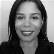 Comptable publique colombienne, spécialisée en finances, propose des cours virtuels d'espagnol pour des étudiants de l'école prima