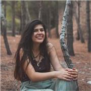 Studentessa diplomata liceo linguistico offre ripetizioni