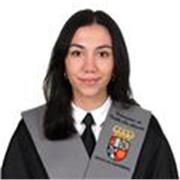 Profesora con nivel de C1 en inglés para todos los cursos. 
