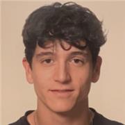 Felip Peña Requena, graduado en Pedagogía por la Universitat de València. Clases personalizadas y adaptadas para primaria.