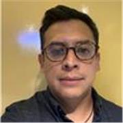 Profesor de finanzas para universitarios o profesionales. A