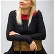 Ciao! Sono Raffaella, specializzata nell'aiuto compiti per alunni/e della scuola primaria. Insieme a me i compiti sono uno spasso!