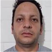 Técnico Superior universitario, con amplia experiencia enseñando matemáticas 