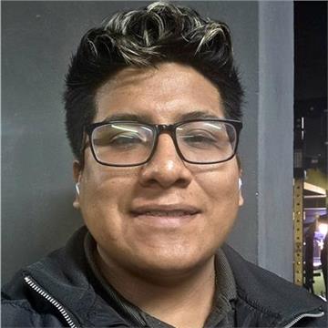 Profesor de programación que imparte clases de programación basica